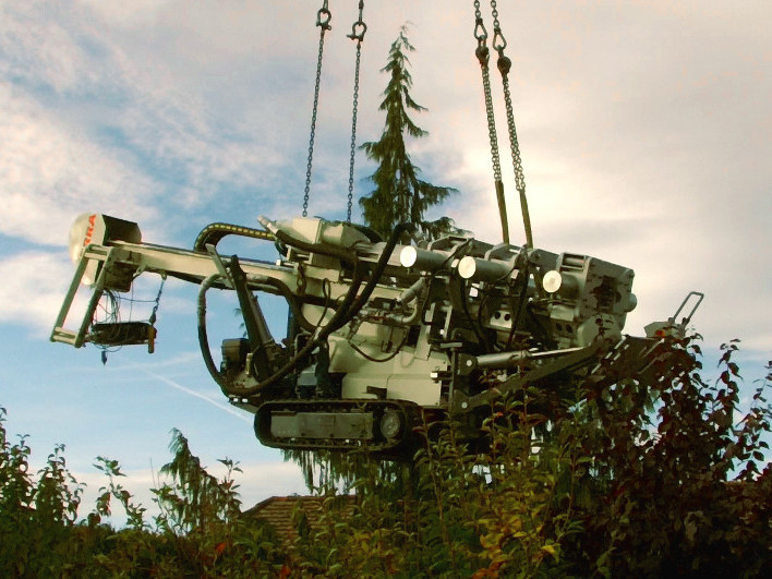 Autokran, truck crane © TERRA AG, Reiden, Switzerland