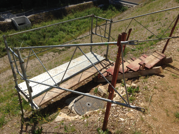 Arbeitsplattform beim Zielschacht, working platform near manhole © TERRA AG, Reiden, Switzerland