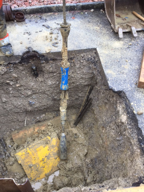 House connection renewed with cable burster TERRA X 300 C, pi 7