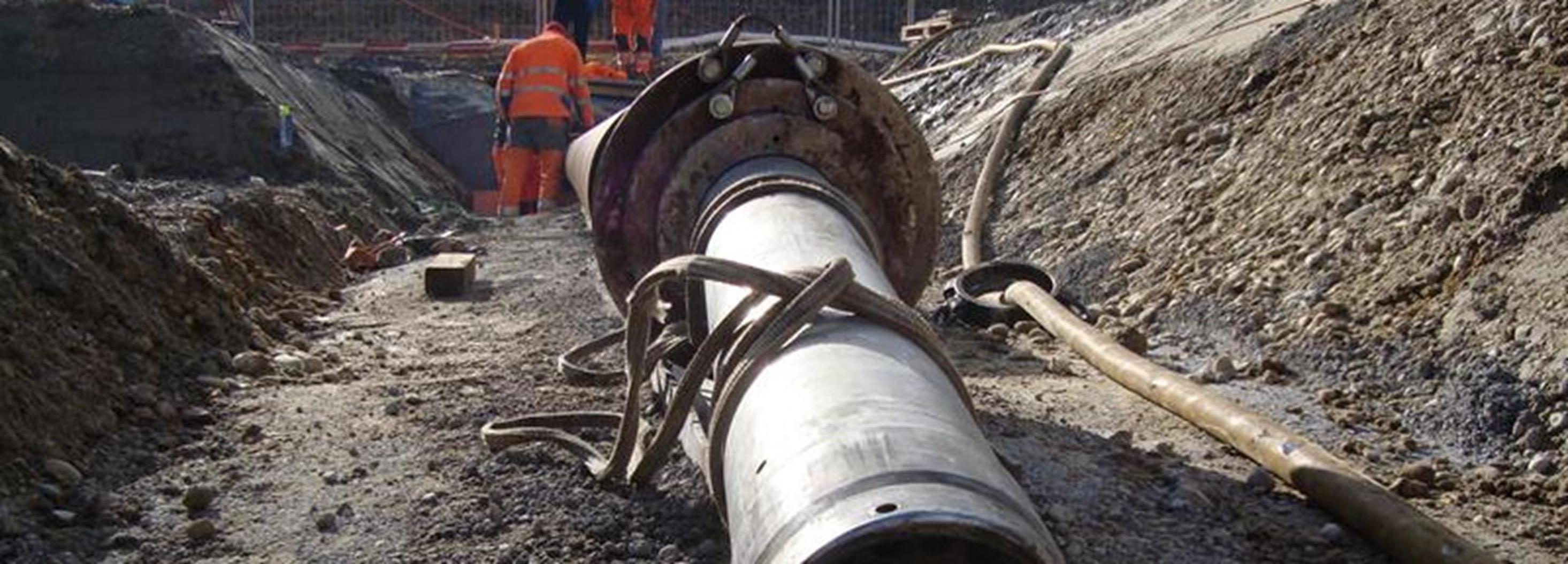 Trenchless Technology HDD drilling machines and piercing tools