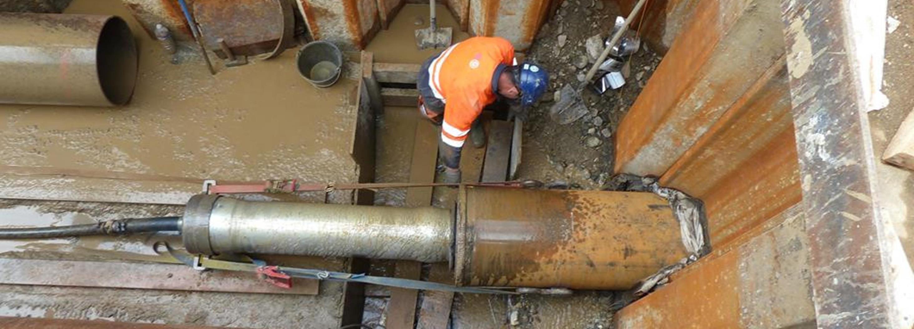 Trenchless Technology HDD drilling machines and piercing tools