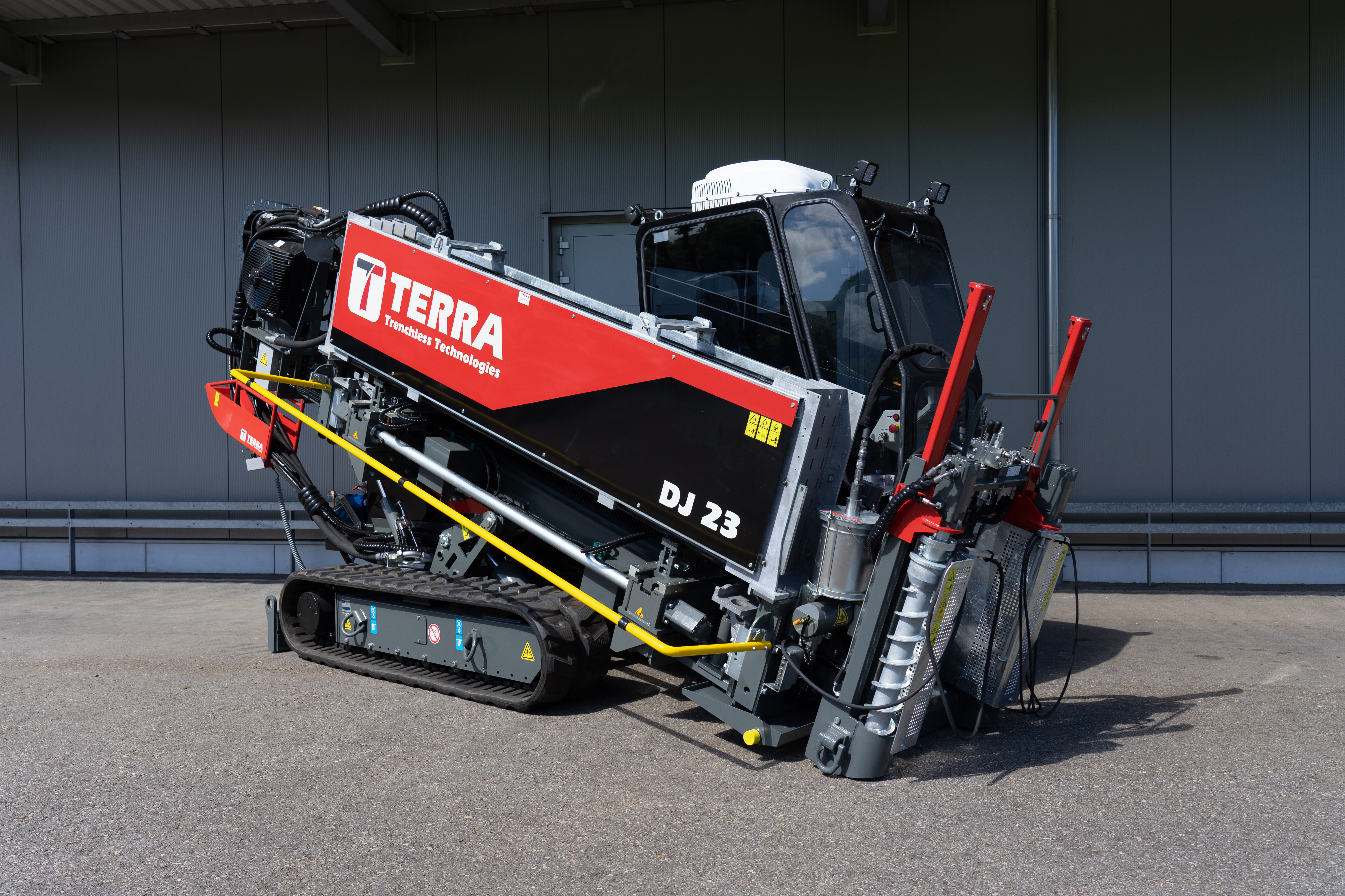 Oscilating drill ramp