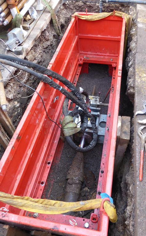 Pipe pulling into the pit