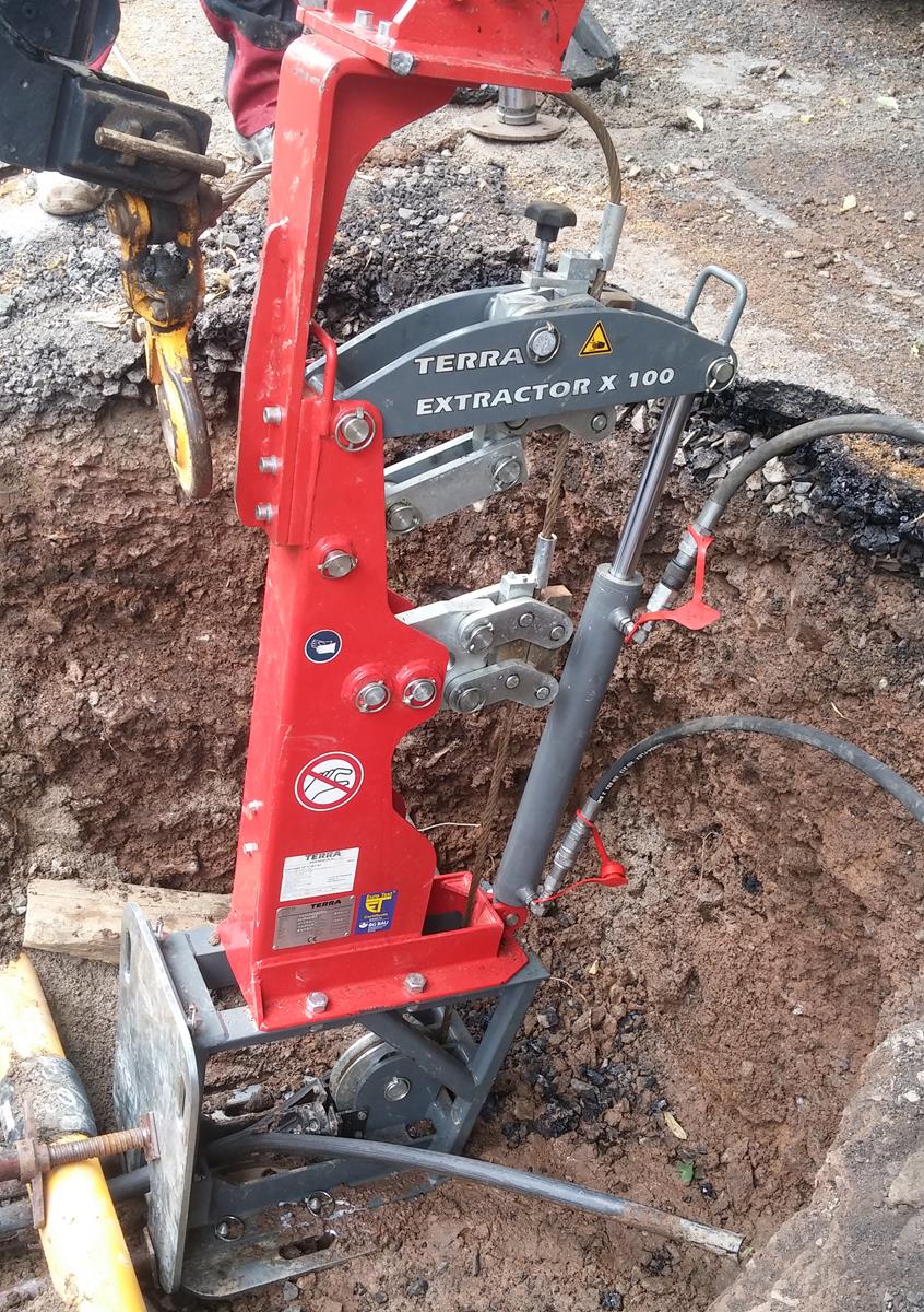 Power supply by mini-excavator or backhoe