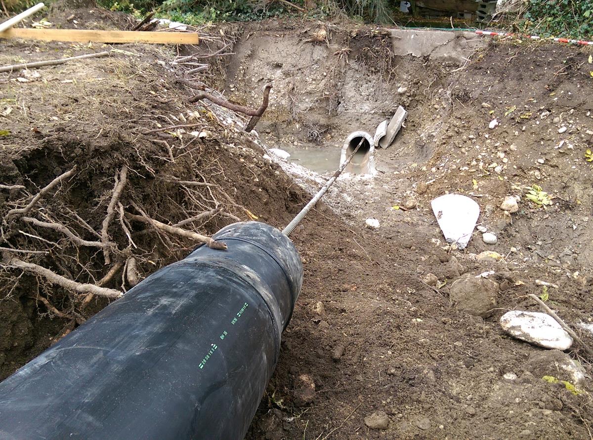 Fully automatic pipe pulling