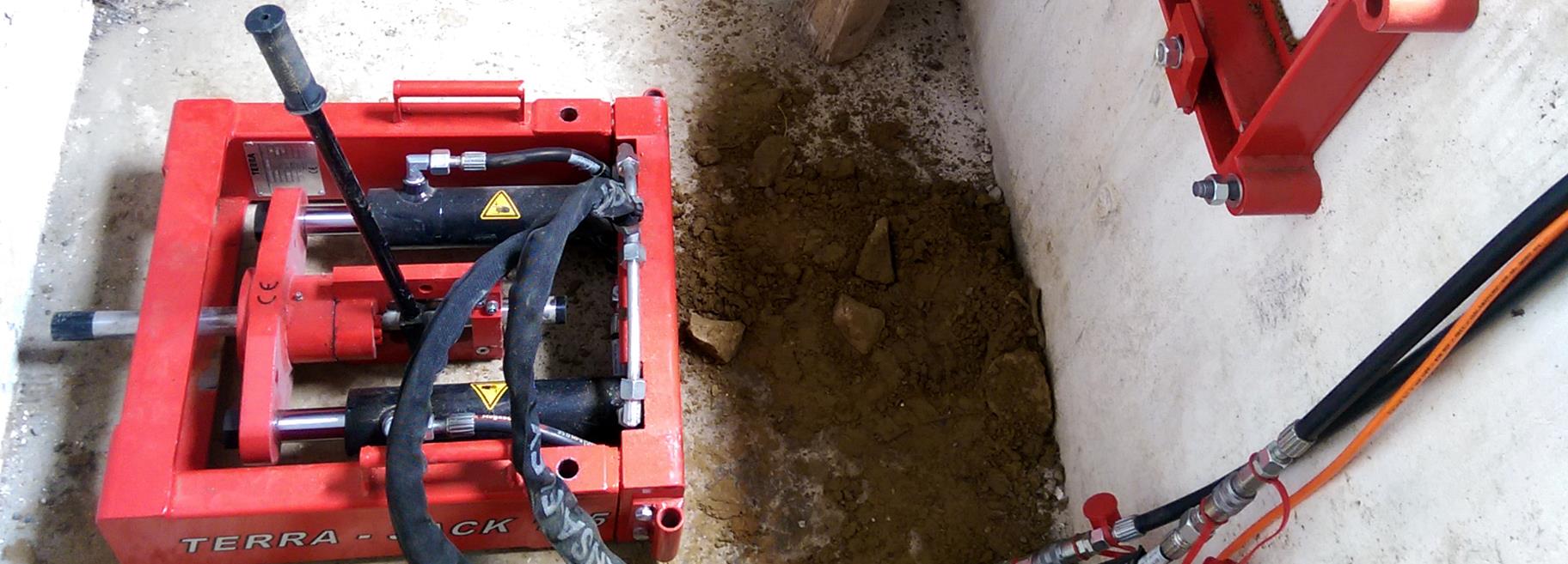 Trenchless Technology HDD drilling machines and piercing tools